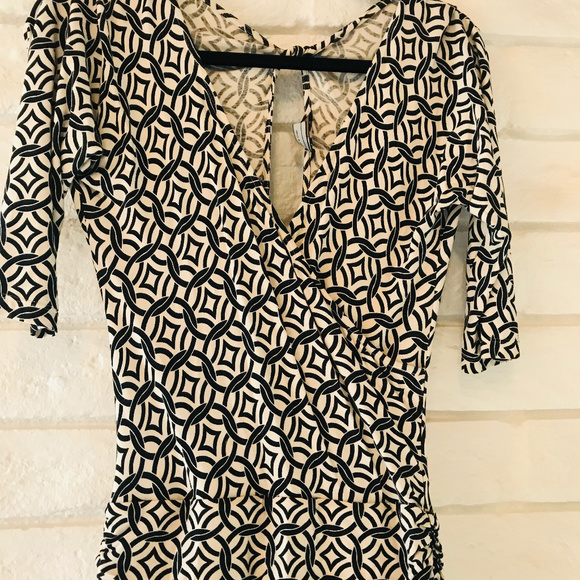 BCBG Black and White Graphic Print Dress - Picture 7 of 7